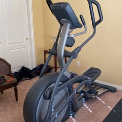 Elliptical  20” Stride Free motion Tragettoning Power RAMP 645