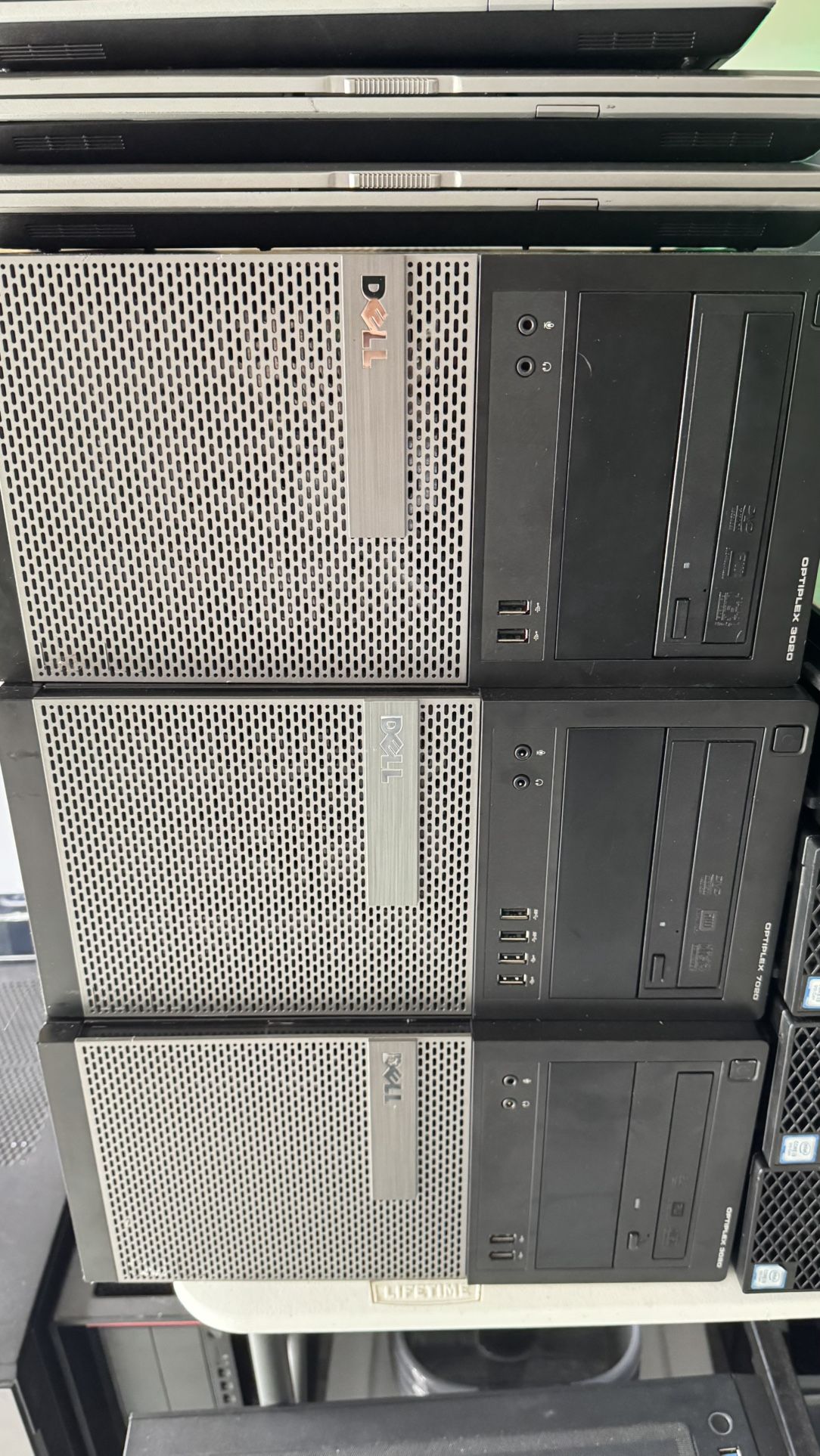 Computers & Laptops Under $260