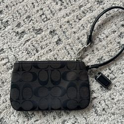 Black Coach Wristlet 