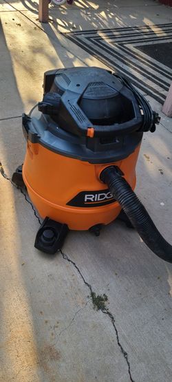 Ridged wet and dry Vacuum.