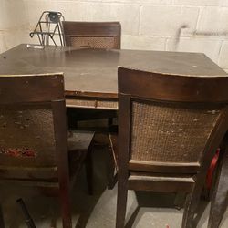 Table Set Good Condition 4 Chairs