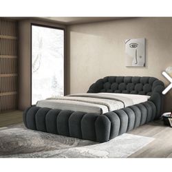 QUEEN BED FRAME OR KING BED FRAME ( FREE DELIVERY ) 