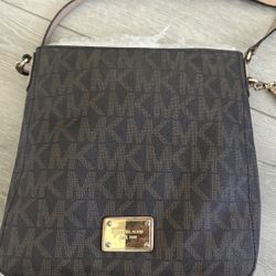 Michale Kors Purse 