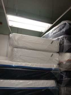 🛌🏾💤💤💤 $149 Twin Memory Foam Mattress Now Available $149 🛌🏾💤💤💤