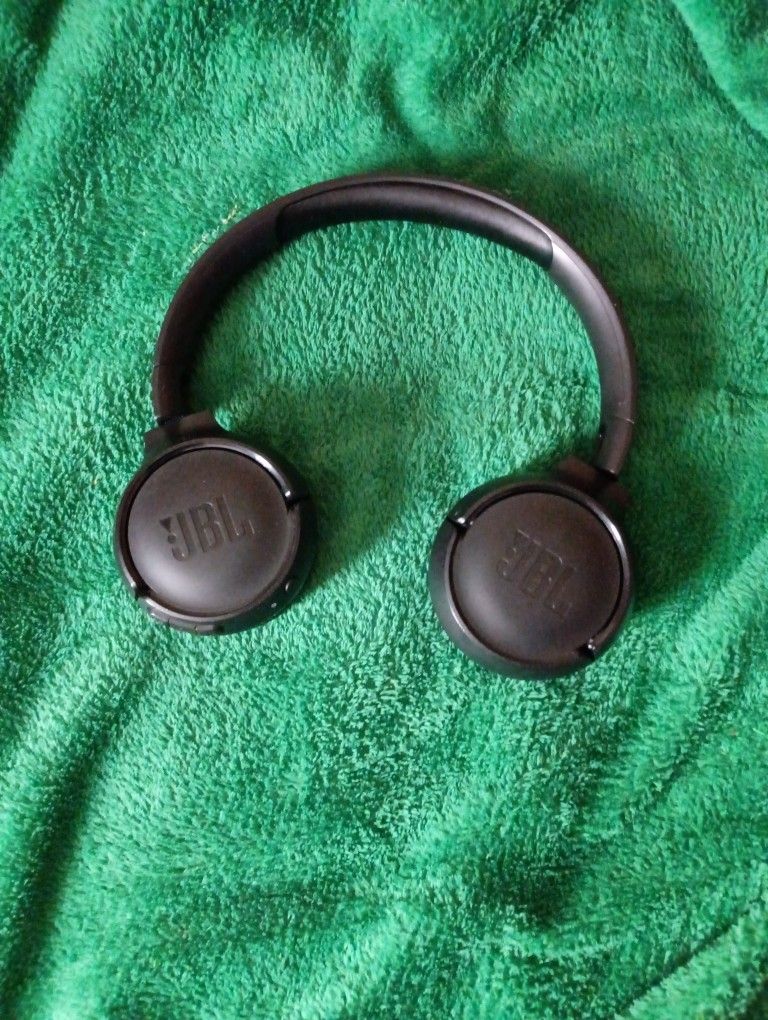 JBL Headphones 