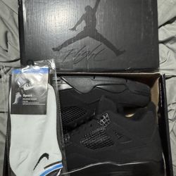 Jordan 4 Black Cats Size 12