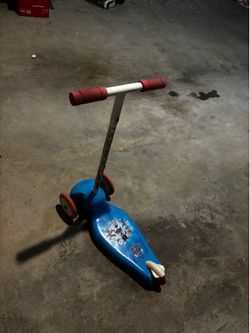 Kids paw patrol scooter for ages 3-6