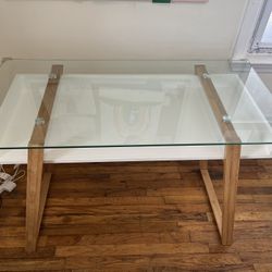 Desk-price Negotiable