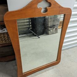 Vintage Cottage Mirror About 18 In High 14 In Wide