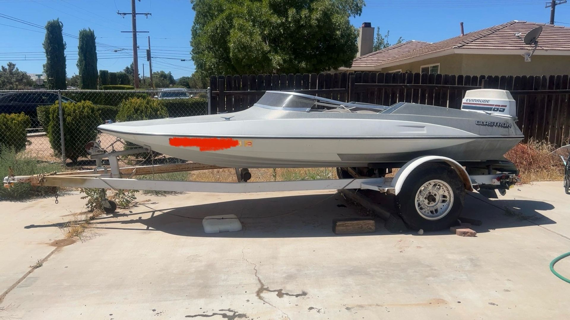 Glastron Boat 007 Evinrude