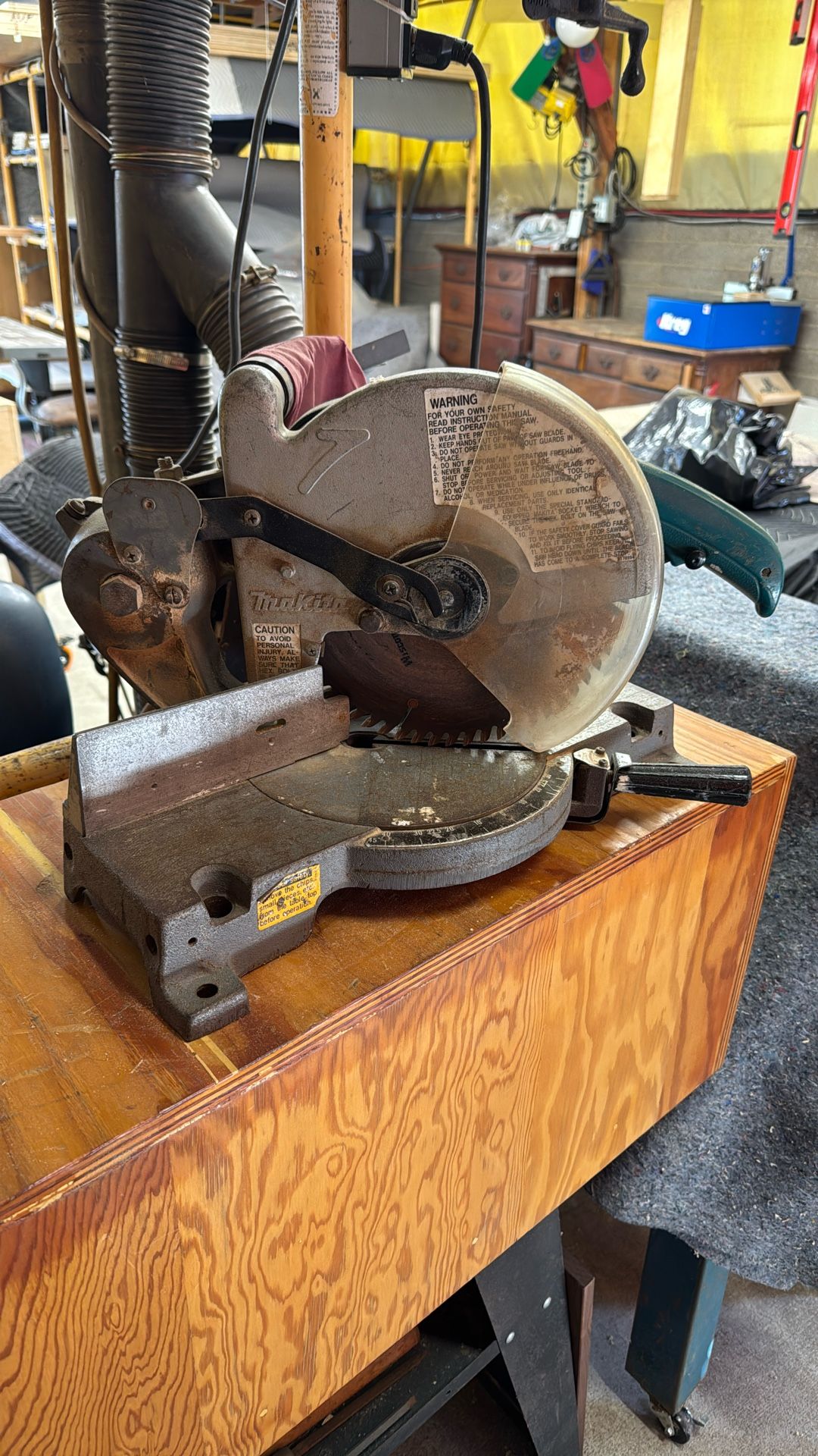 10 inch Makita miter saw