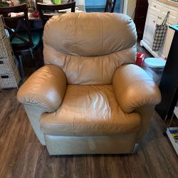 Leather Manual Recliner Tan