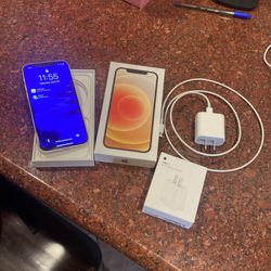 I Phone 12 64 G WHITE