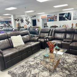 Holiday Special 🎉 Gorgeous Chocolate Leather Living Room Furniture Set (Sofa + Loveseat) Now 65% Off