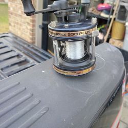 Abu Garcia Ambassadeur 550 Plus Fishing Equipment 