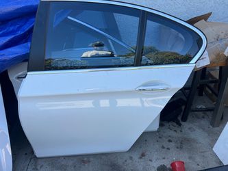 2013 BMW 535i Driver's Side Rear Door