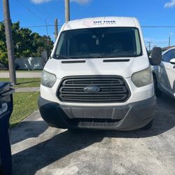 2015 Ford E-350
