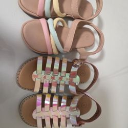 New! Toddlers girl's sandals size 8, $10 each/ Sandalias nuevas para niñas pequeñas, numero 8, $10 c/u