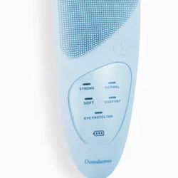 DERMALACTIVES

Deep Cleansing Tool