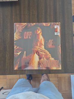 Taylor Swift The Life Of A Show Girl Vynil The Crowd Is Your King Edition