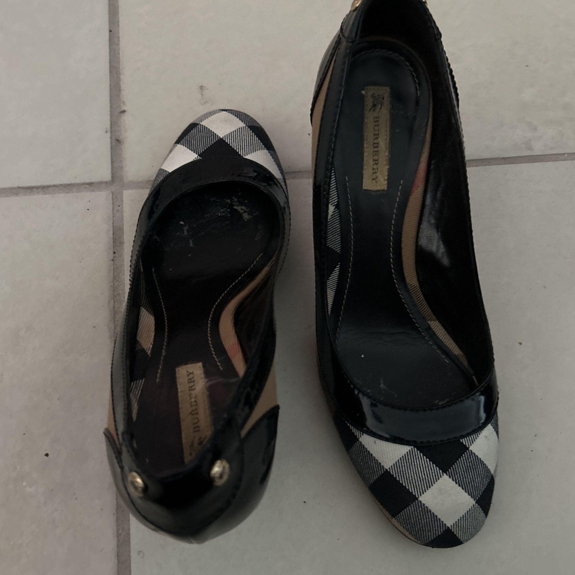 Burberry Pumps