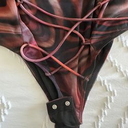 Bodysuit 