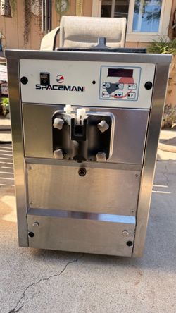Spaceman Commercial Soft Serve Ice Cream Machine