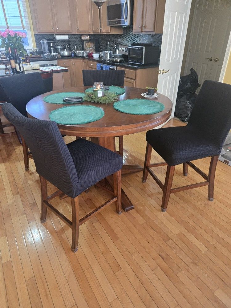 Table And Chairs