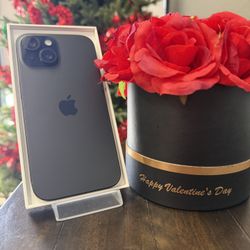 iPhone 15 T-Mobile 128GB - Black