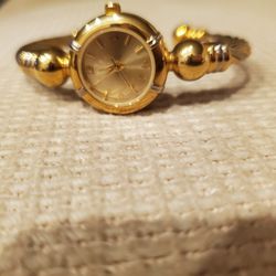 WATCH - VINTAGE - 23K GOLD PLATED