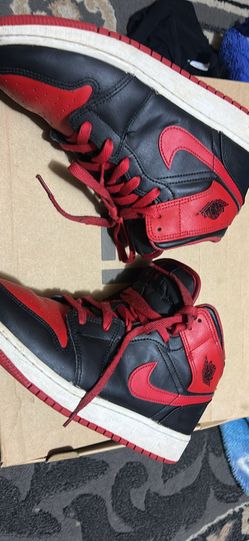 Jordan 1 mid bred 7y