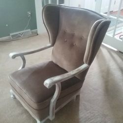 Mid century wing back chair in good condition with brown velour fabric!