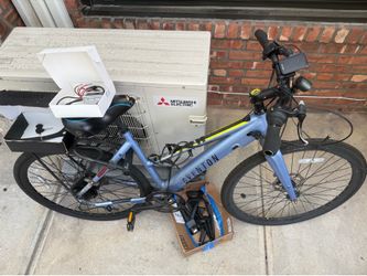 Electric bike with battery Aventon Soltera 7S