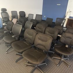 27 Comfortable Adjustable Office/computer Chairs