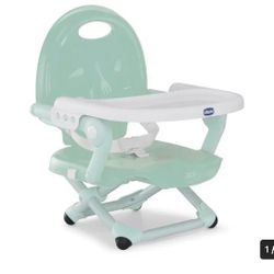 Chicco Pocket Snack Booster Seat