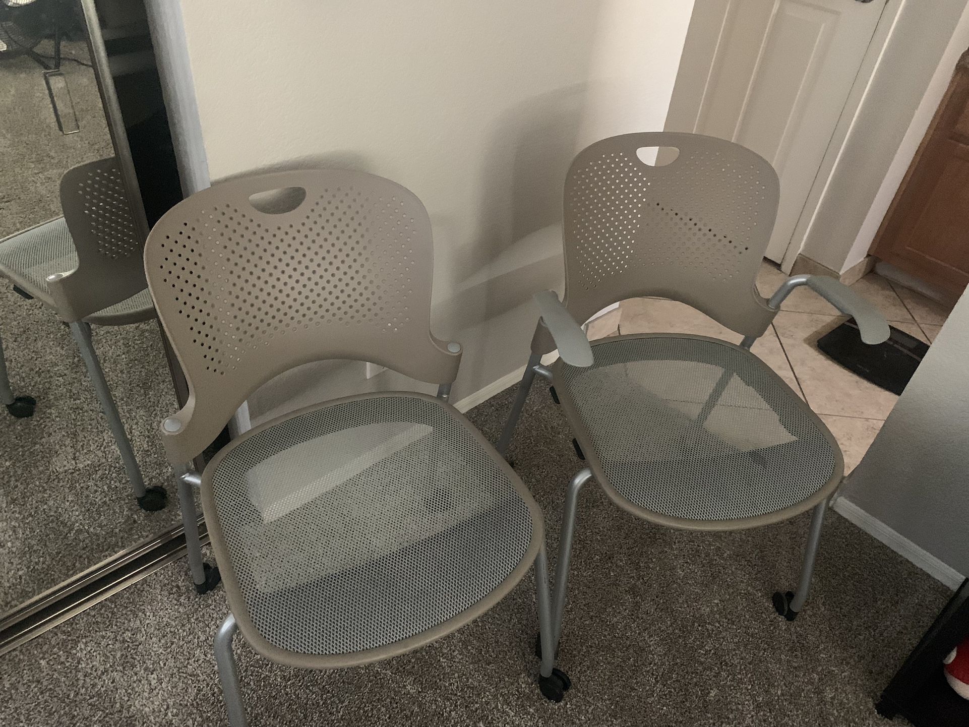 2 Wheel Office chairs 
