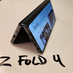 Samsung Galaxy Z FOLD 4 256GB Unlocked | Local Delivery Available 