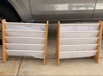 Kids Book Case