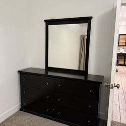 Ashley Furniture Dresser & Mirror 