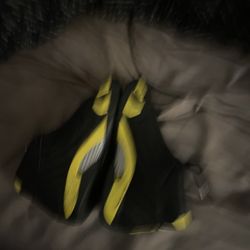 Jordan Retro 14 Thunder 