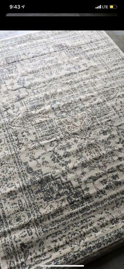 New Rug never used