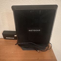 WiFi cable modem router
