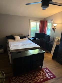 Full Bedroom Set 5 pieces