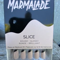 New Nails And Make Up 