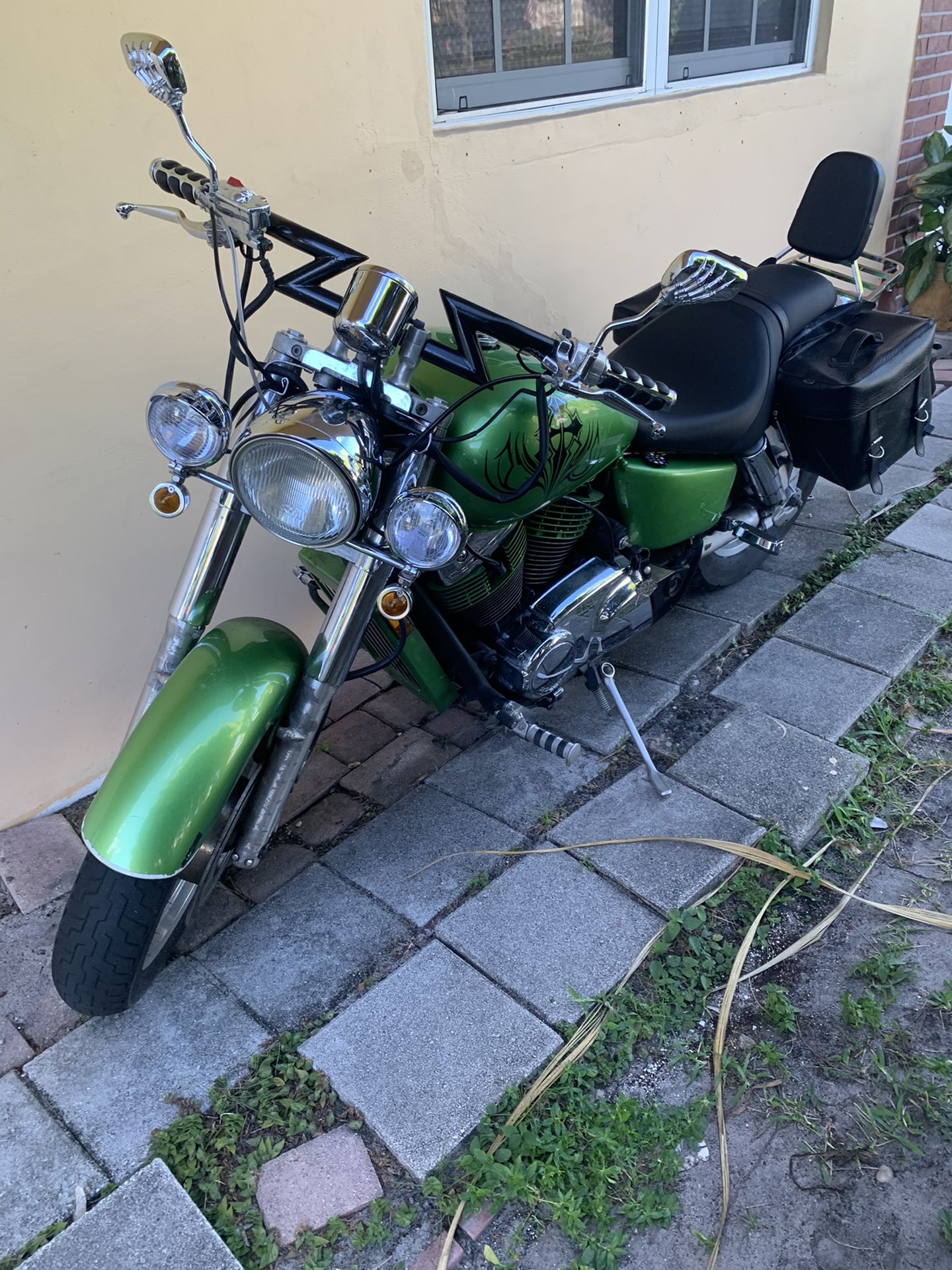 Honda shadow sabre 1100 cc