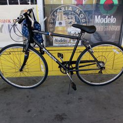 Schwinn's Men Black Wayfarer Bicycle 