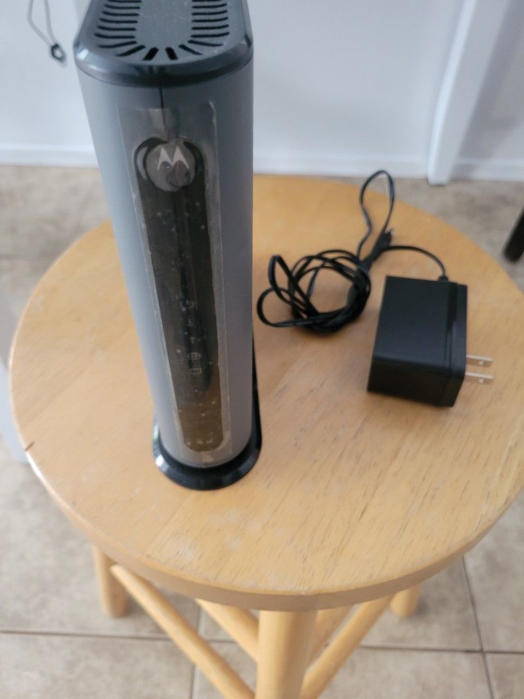 Motorola MB8600 Docsis 3.1 Cable Internet Modem