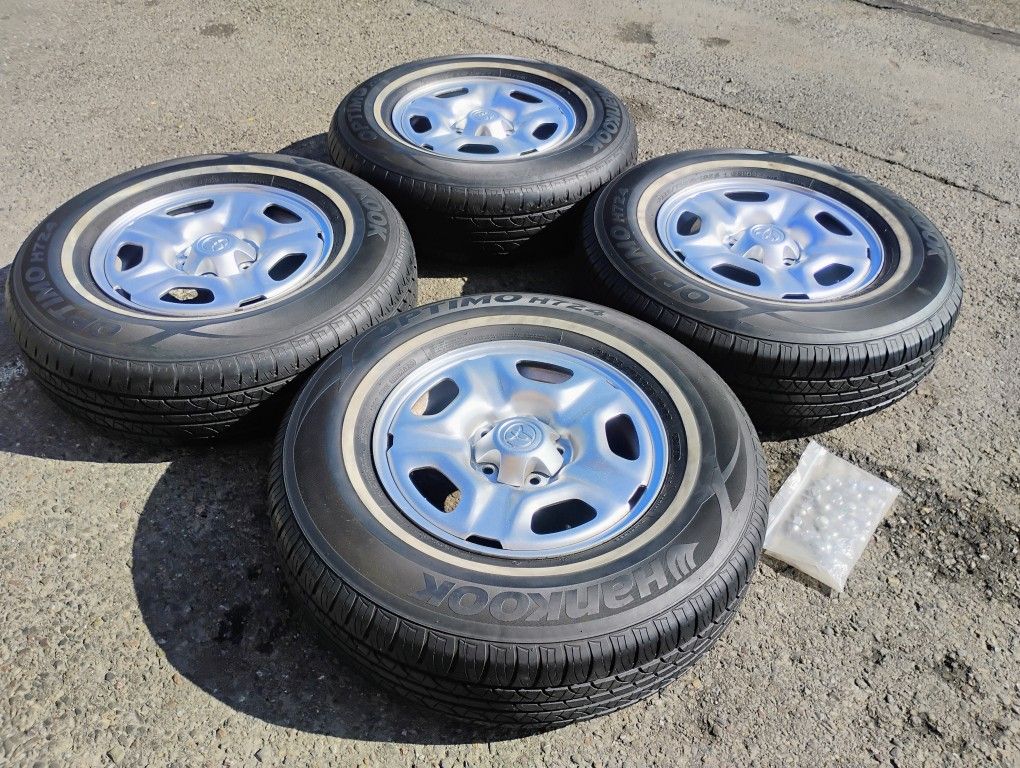 Toyota Wheels 225/75/15" Hankook 