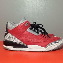 Size 10.5 - Jordan 3 Retro SE Unite Fire Red Cement