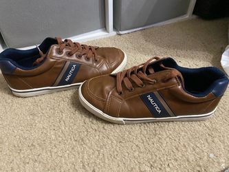 Nautica Low-Top Sneakers Brown and Navy